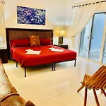 Gorgeous 8 People Villa With Pool Playacar Phase 2